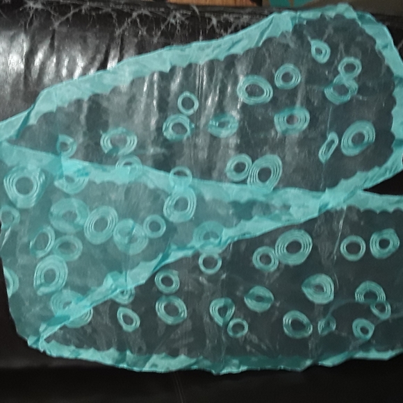 Italian Made Scarf/Wrap/Head Band - Picture 3 of 3